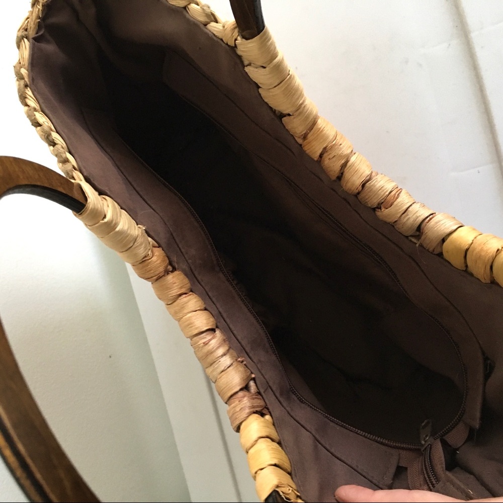 (SOLD) Straw Tote Bag With Round Wood Handles - Picture 13 of 13